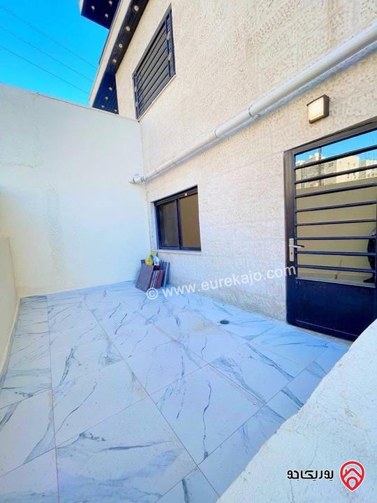 شقة أرضية مساحة 150م داخلي و 50م خارجي للبيع في عمان - طبربور