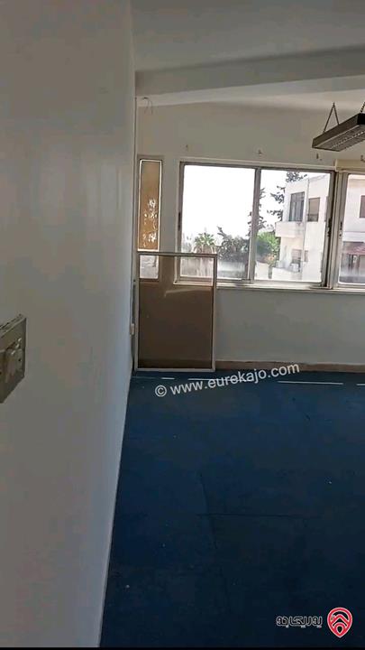 مكتب تجاري مساحة 300م للايجار في جبل عمان 