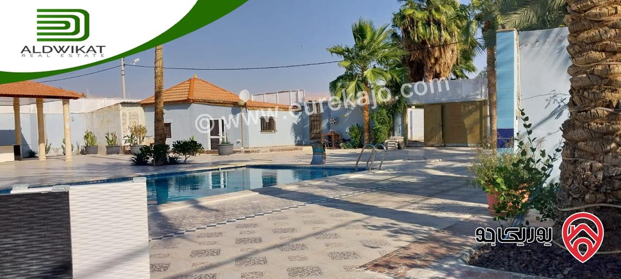 شاليه مميز مساحة البناء 180م على أرض 1300م للبيع في الغور الشونة الجنوبية