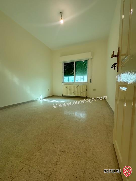 شقة طابق رابع مساحة 140م للايجار في عمان - خلدا