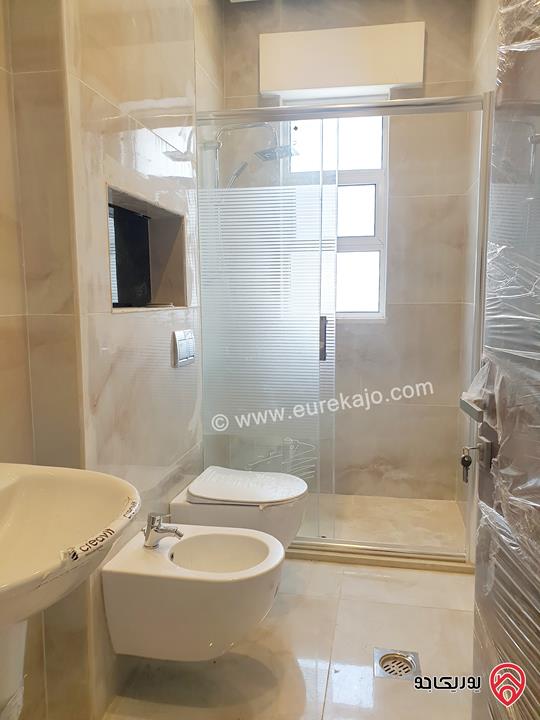 شقة فخمة و جديدة مساحة 180م طابق ثاني للايجار في عمان - الرابية