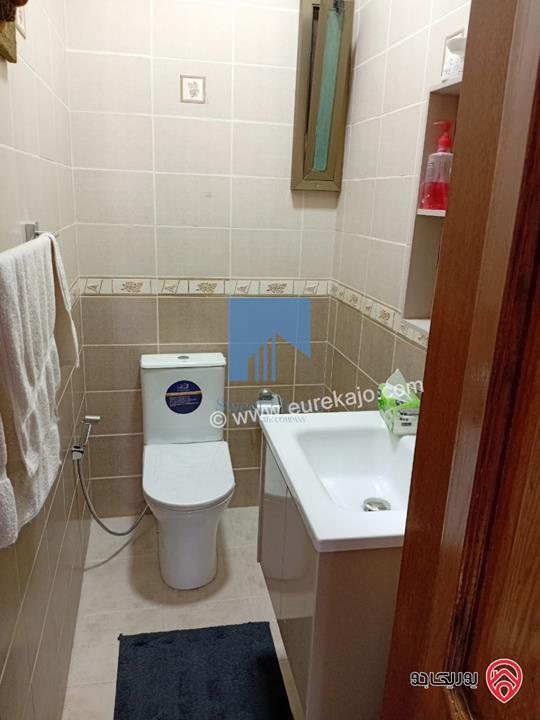 شقة أرضية مساحة 185م مع ترس 30م تشطيب سوبر ديلوكس للبيع في عمان - تلاع العلي