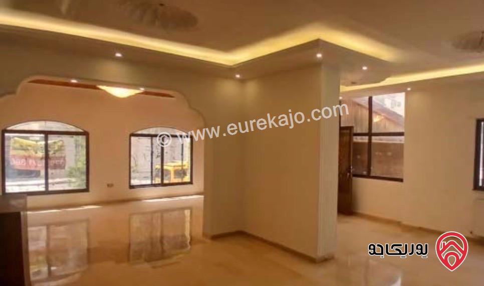 شقة أرضية مساحة 230م للايجار في عمان - تلاع العلي 