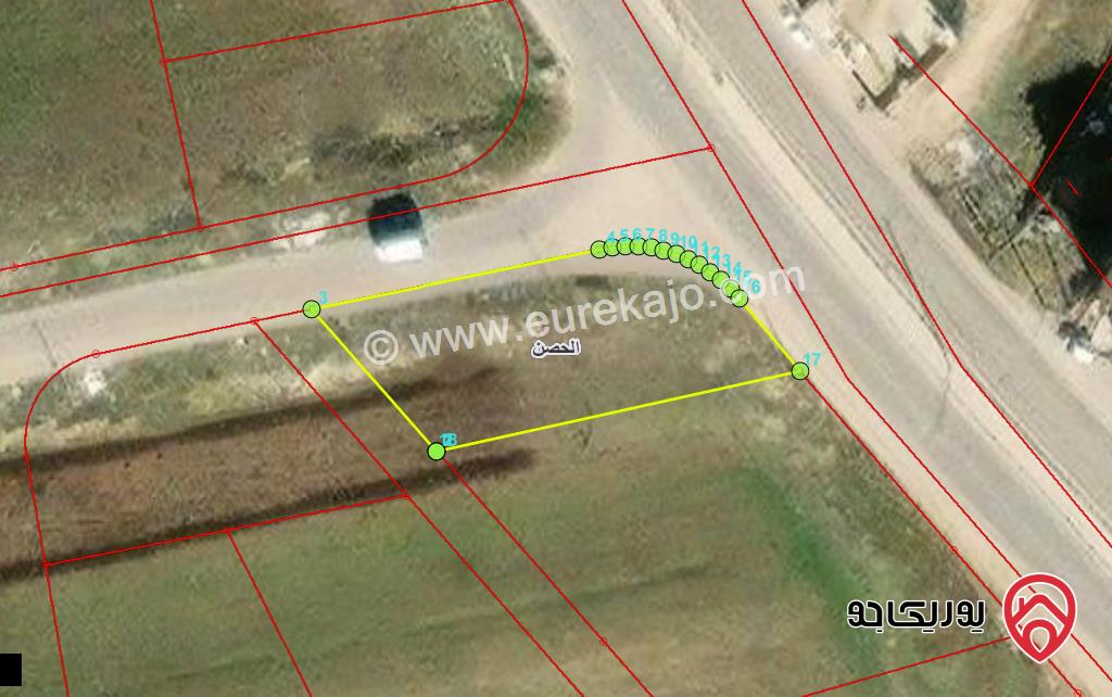 قطعة ارض تجارية مساحة 805م للبيع في اربد مقابل مدينة الهابي لاند للالعاب 