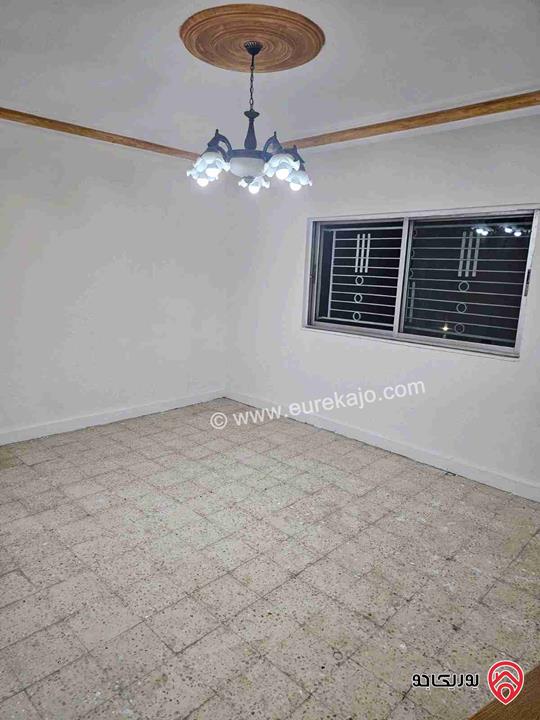 شقة طابق ثالث مساحة 110م للبيع في عمان - ضاحية الحاج حسن 