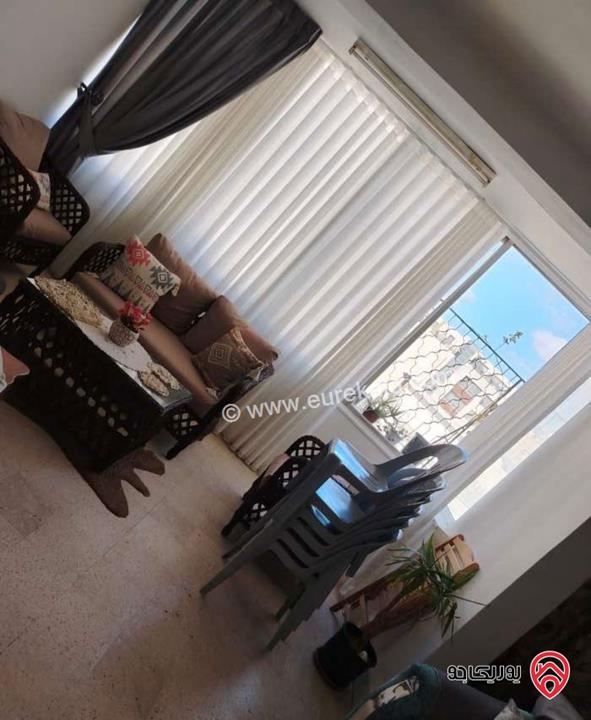 شقة طابق ثالث مساحة 177م² للبيع في عمان - أم أذينة