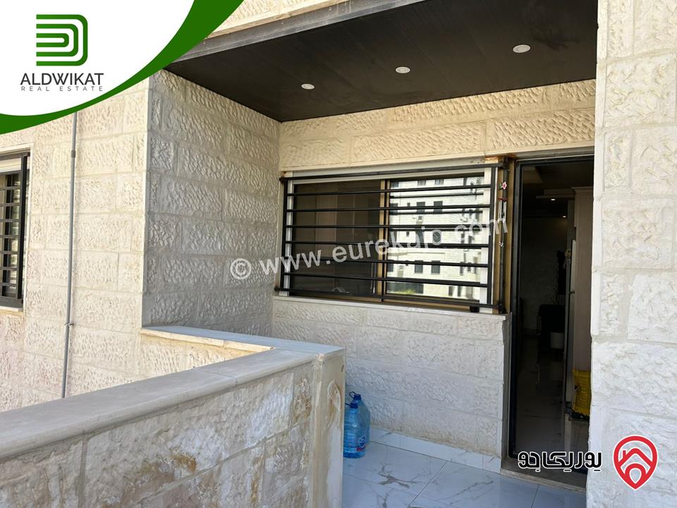 شقة شبه ارضي مفروشه للبيع في عمان - تلاع العلي المساحة الداخلية 81م والخارجية 33م موقع هادىء تشطيب حديث