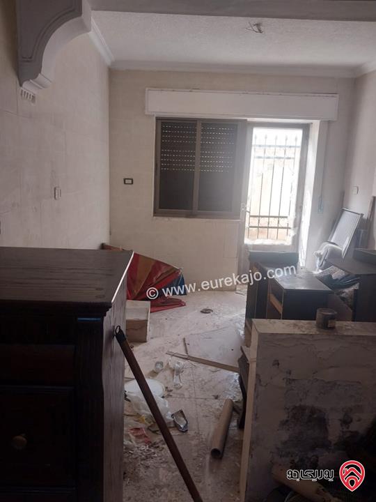 شقة طابق أرضي مساحة 120م داخلي و 150م خارجي للبيع في عمان - ضاحية الرشيد