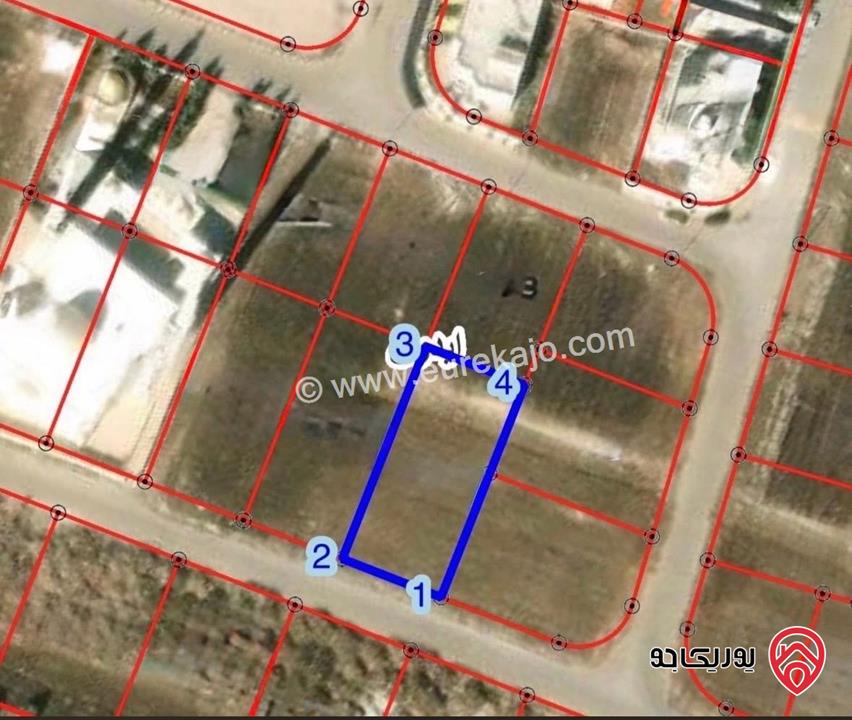 قطعة  ارض بمساحة 971 متر للبيع في اربد / ايدون 