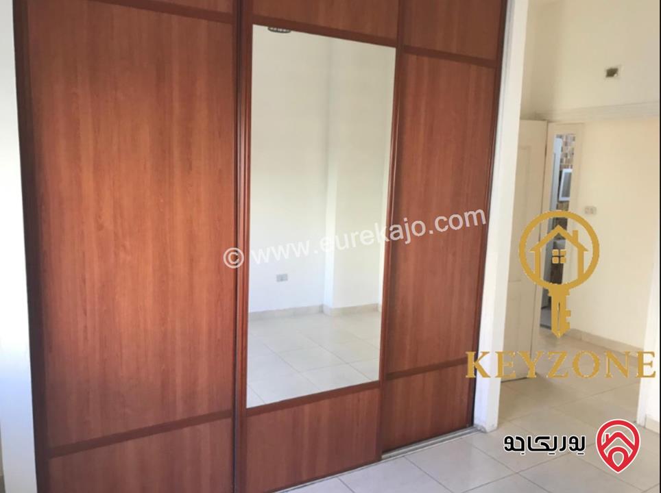 شقة مساحة 168م طابق أرضي معلق للبيع في عمان - الرابية