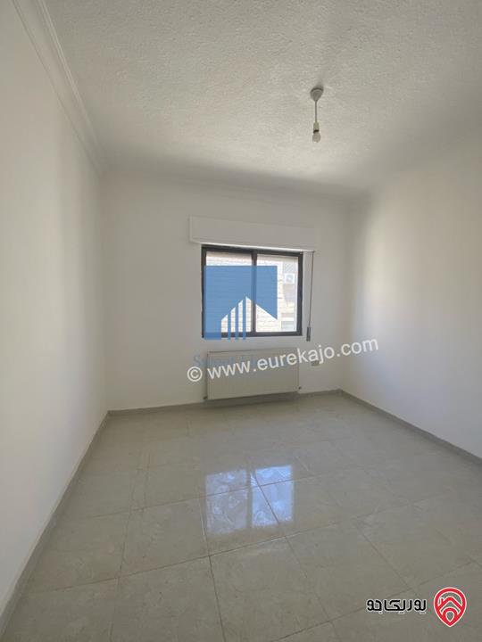 شقة مميزة طابق ثالث 150م مع روف 120م للبيع في عمان - الجندويل