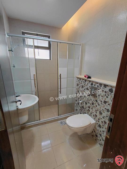 شقة مساحة 140م فارغة للايجار في عمان - الرابية