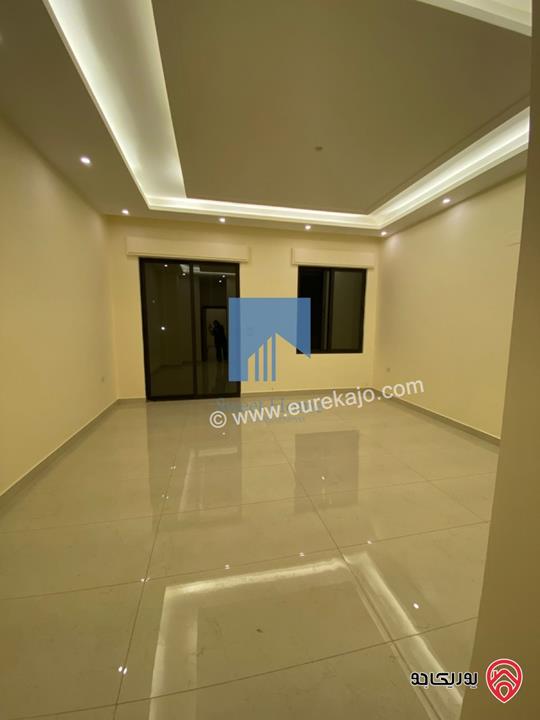 شقة أرضية 210م مع ترسات 170م للبيع في عمان - عرقوب خلدا - قرب خزان ماء (حاووز)