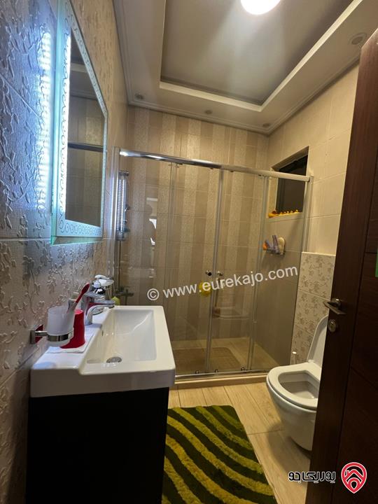 شقة فاخرة طابق ثاني مساحة 170م للبيع مفروشة في عمان - ضاحية النخيل