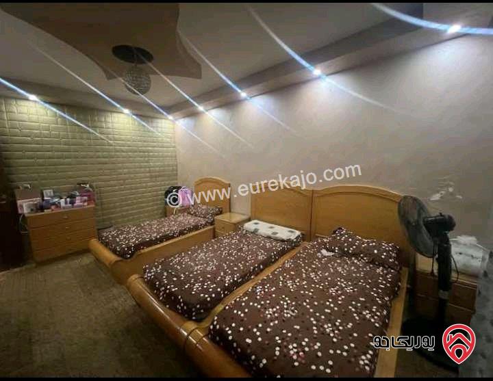 شقة أرضية مساحة 222م للبيع في اربد - الحي الشرقي