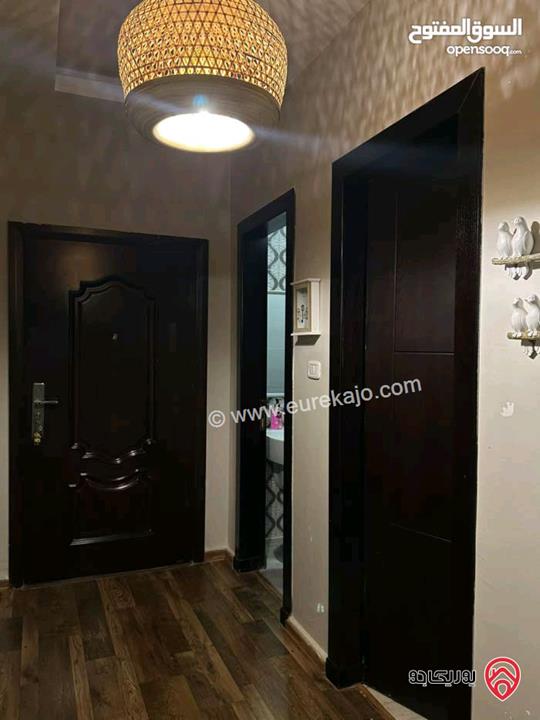 شقة ديلوكس مفروشة مساحة 220م للايجار في عمان - قرية النخيل