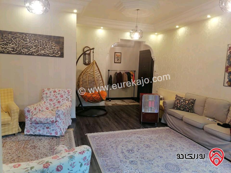 شقة ارضية مساحة 175م داخلي و 150م خارجي للبيع في عمان - خلدا