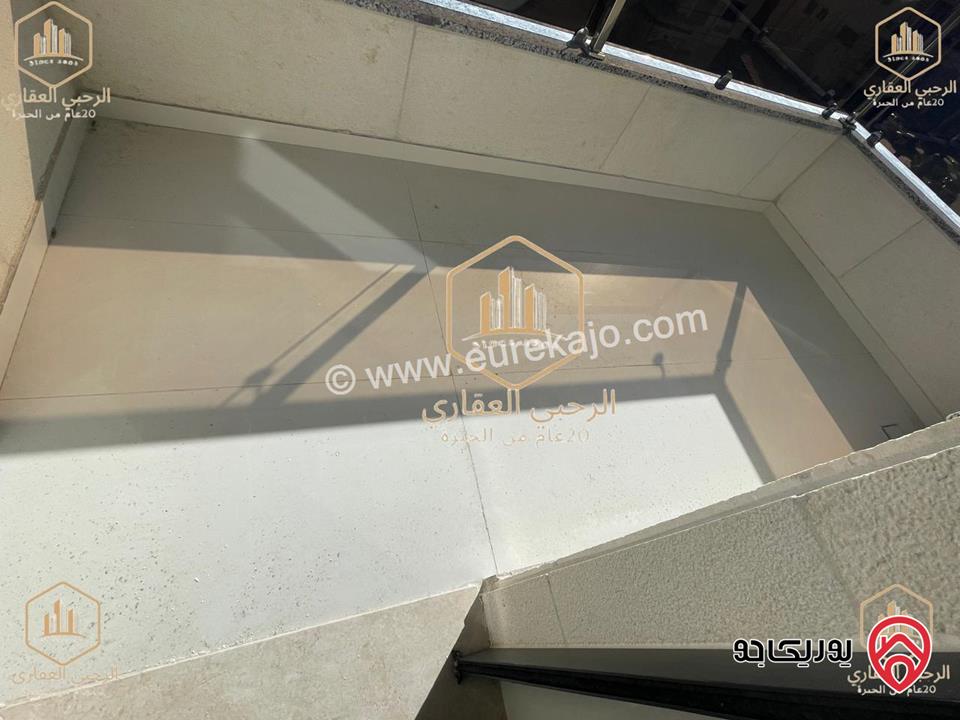 شقة طابق ثالث دوبلكس مساحة 175م للايجار في عمان - الجندويل 