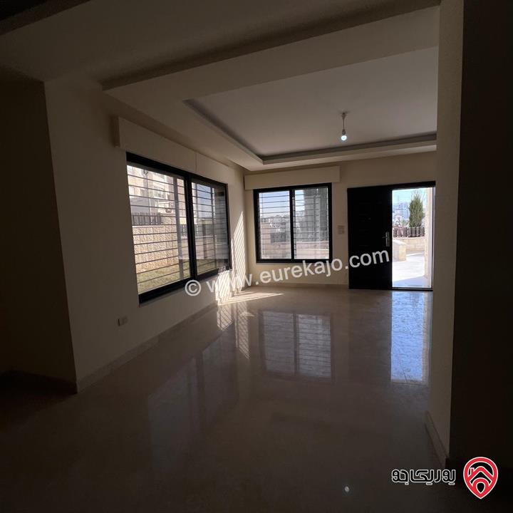 شقة شبه أرضية مساحة 188م داخلي و 165م خارجي للبيع في عمان - ضاحية النخيل