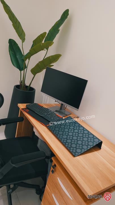 شقة طابق ثالث دوبلكس مساحة 207م للبيع في اربد - الراهبات الوردية