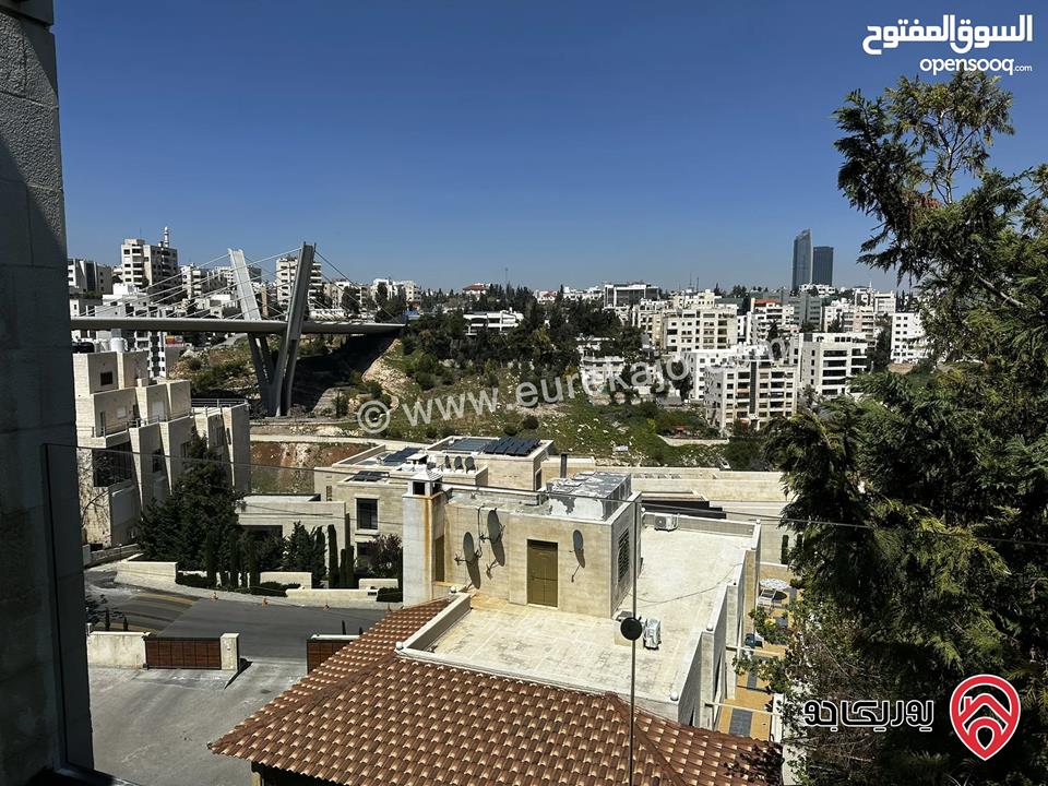 شقة فاخرة مفروشة مساحة 240م للايجار في عمان - عبدون 