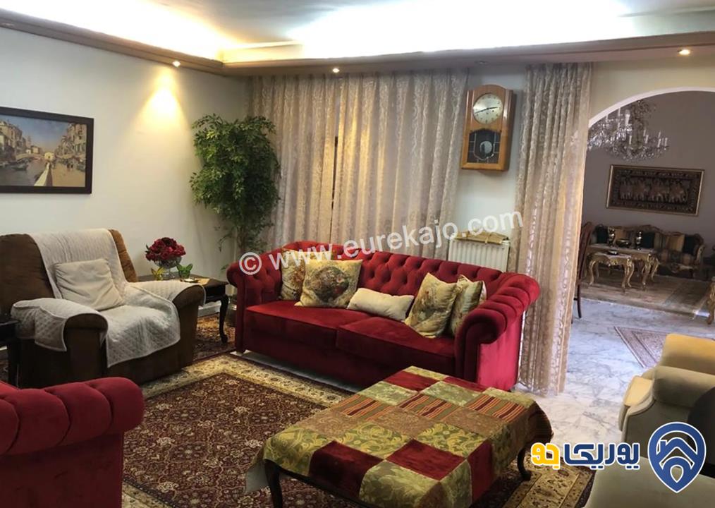 شقة طابق ثالث دوبلكس مساحة 225م للبيع في ضاحية الرشيد