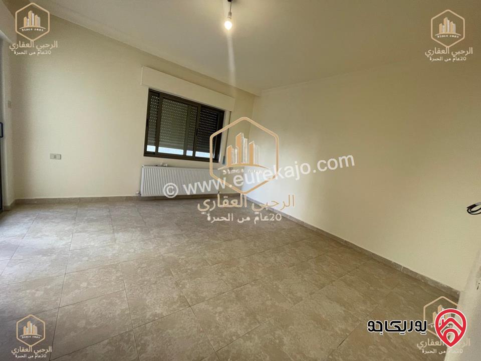 شقة شبه ارضية مساحة 200م وترس خارجي 99م ومدخل مستقل للايجار في عمان - تلاع العلي