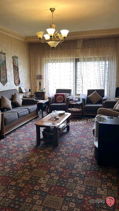 شقة طابق ثاني مساحة 264م للبيع في عمان - خلدا