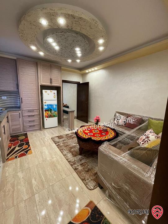 فيلا مساحة 700م على أرض 1 دونم مفروشة للإيجار في عمان - الجبيهة