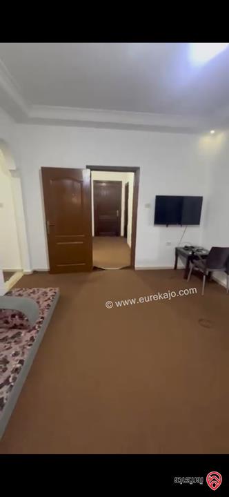 شقة طابق ارضي مساحة 150م٢ مفروشة بالكامل للايجار في عمان - الجبيهة