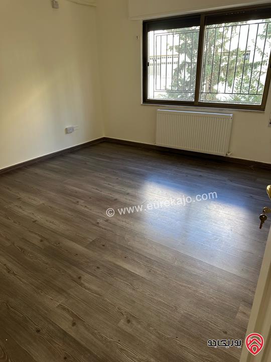 Semi Furnished Apartment 210 sqm for rent in Amman - Deir Ghbar