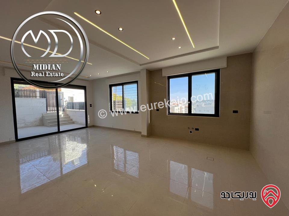 شقة دوبلكس شبه ارضي جديدة للبيع في عمان - الظهير مساحة 250م 4 نوم تشطيبات سوبر ديلوكس بسعر مميز جداً