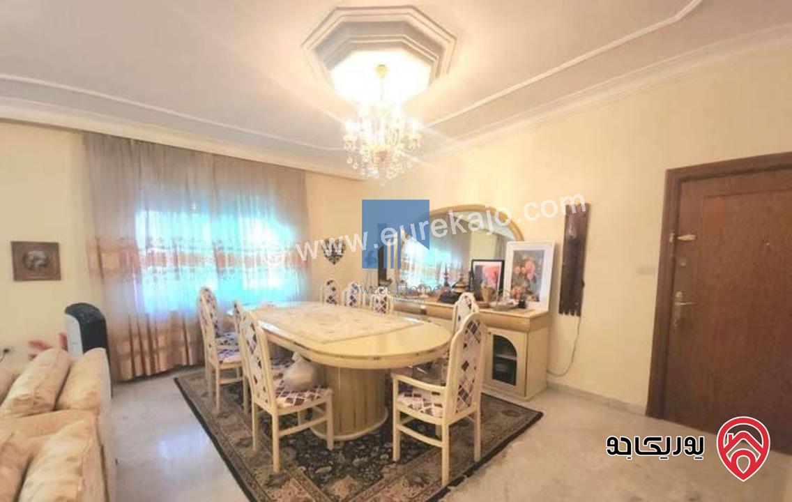 شقة مميزة للبيع في عمان تلاع العلي - خلف السلطان طابق ثالث 260م مع روف 70م بسعر مغري