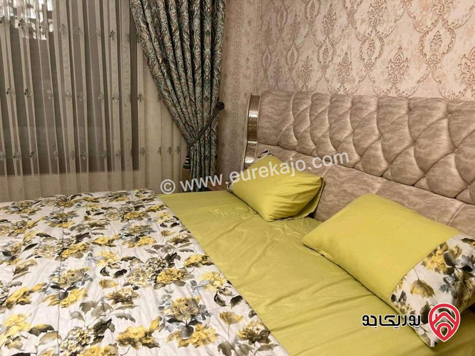 شقة طابقية مساحة 320م طابق ثاني للبيع في عمان - دير غبار