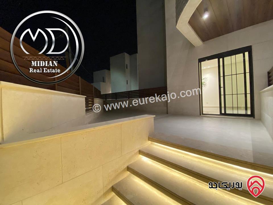 شقق شبه ارضي جديدة للبيع في عمان - خلدا مساحة 230م 4 نوم مع تراسات تشطيبات ديكورات عصرية فاخرة اطلالة جميلة بأسعار مميزة