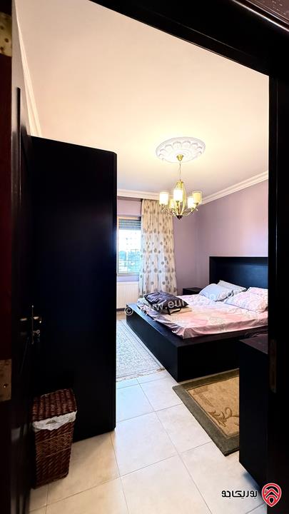 شقة مفروشة مساحة 210م طابق أول للبيع في عمان - الجبيهة