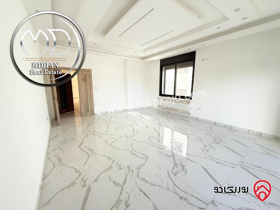 شقق جديدة للبيع في عمان - خلدا مساحات 220م تشطيبات و ديكورات فاخرة اطلالة جميلة امكانية الأقساط