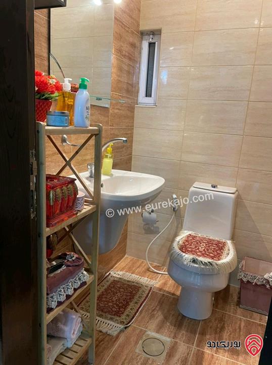 شقة أرضية مميزة على مستوى الشارع مساحة 250م داخلي و 110م خارجي للبيع في عمان - خلدا