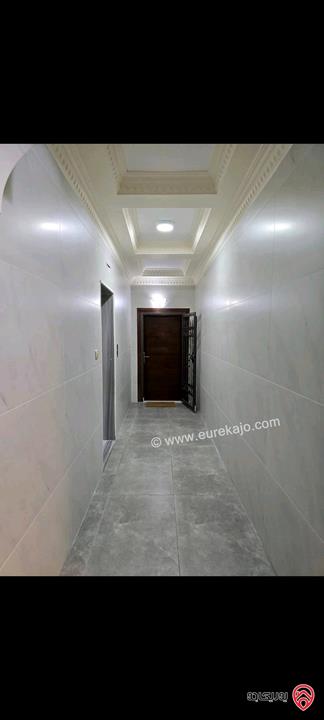 شقة مساحة 141م طابق ثالث للبيع في عمان - شفا بدران