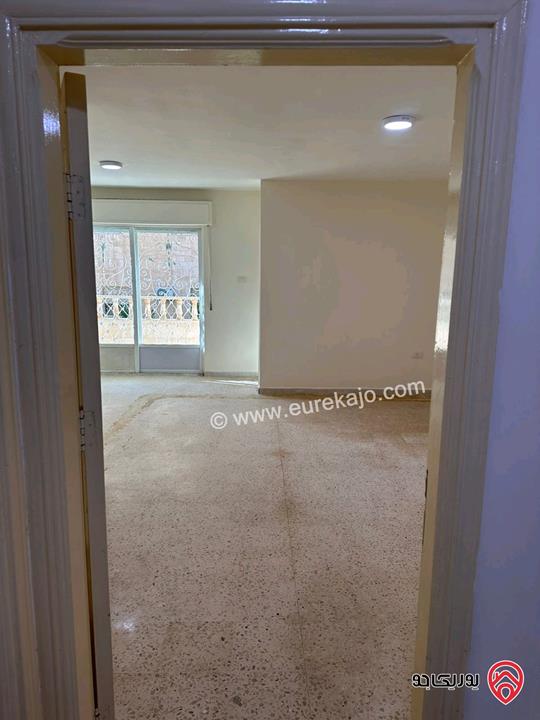 شقة فارغة طابق ارضي مساحة 120م للايجار في عمان - الرابية 