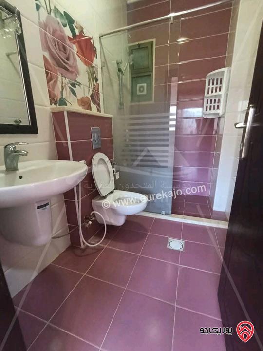 شقة فارغة أرضية مساحة 160م مع ترس 50م ومدخل خاص للايجار في عمان - ام السماق