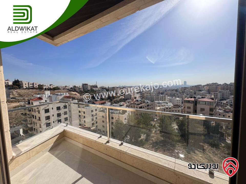 شقة طابقية مع روف للبيع في عمان - تلاع العلي مساحة البناء 260م ومساحة الترس 70م على شارعين