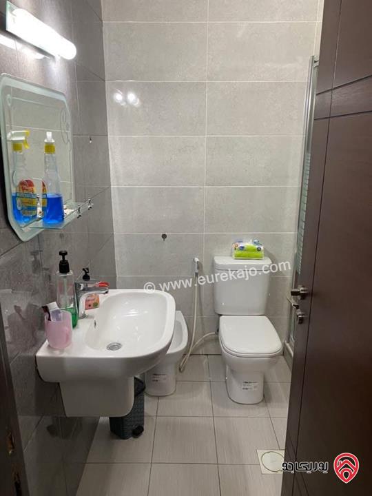 شقة طابق ثاني مساحة 150م للبيع في عمان - ضاحية الرشيد