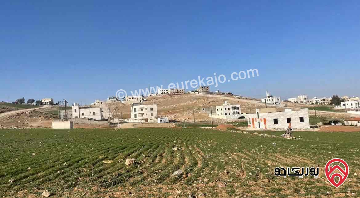 ارض للسكن او للاستثمار مساحة 470م للبيع في عمان - قرية سالم بجانب شارع الميه سكن ج