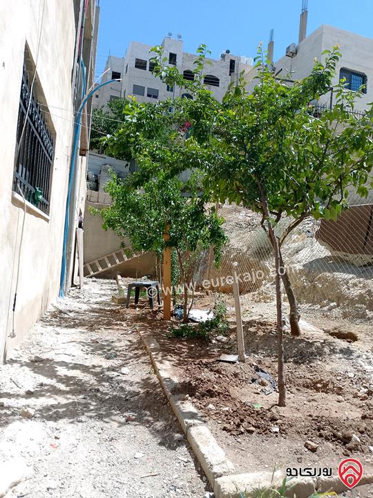 بيت مساحة 186م على أرض 309م للبيع في عمان - اسكان صالحية العابد البيت ع درج وليس شارع 
