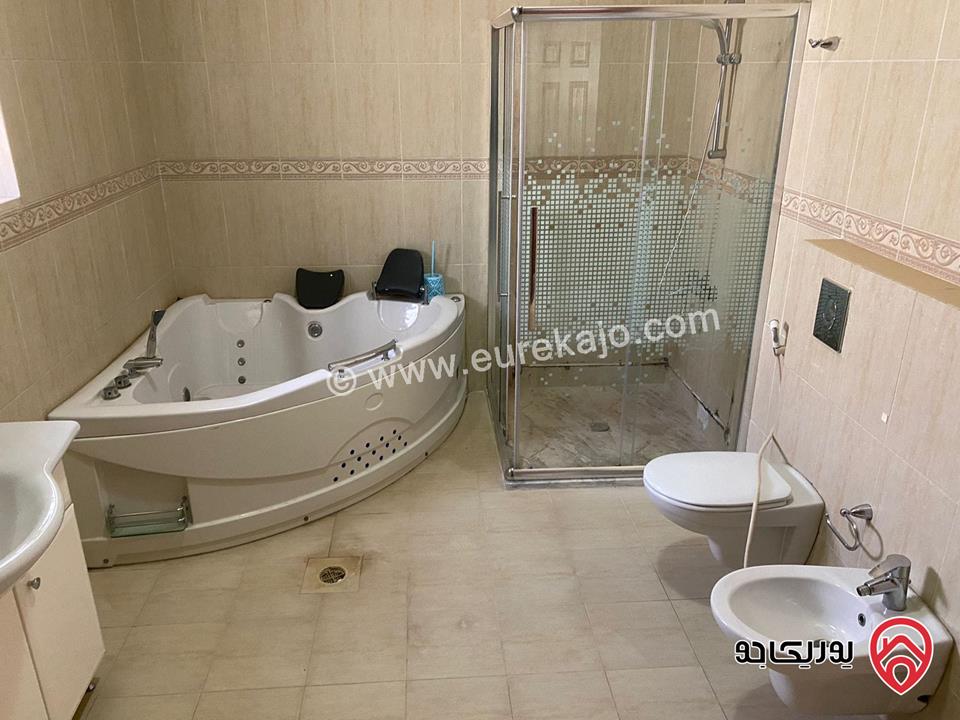 شقة طابقية مفروشة مساحة 275م للإيجار أو للبيع في عمان - دير غبار