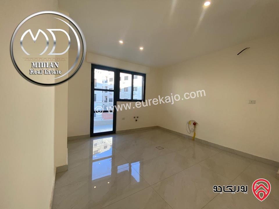 شقق أرضي وشبه أرضي جديدة للبيع في عمان - الرابية مساحات 150م & 170م مع تراسات و حدائق تشطيبات وديكورات فاخرة بسعر مميز