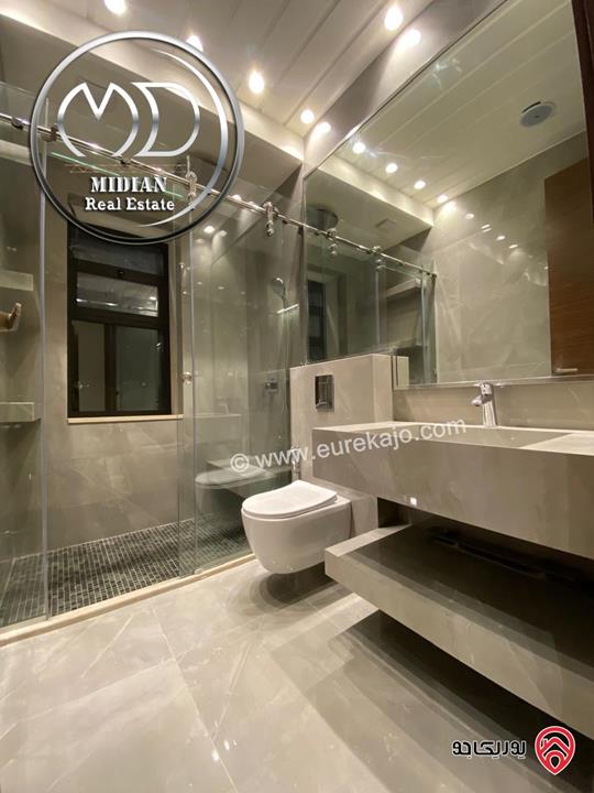 شقق شبه ارضي جديدة للبيع في عمان - خلدا مساحة 230م 4 نوم مع تراسات تشطيبات ديكورات عصرية فاخرة اطلالة جميلة بأسعار مميزة