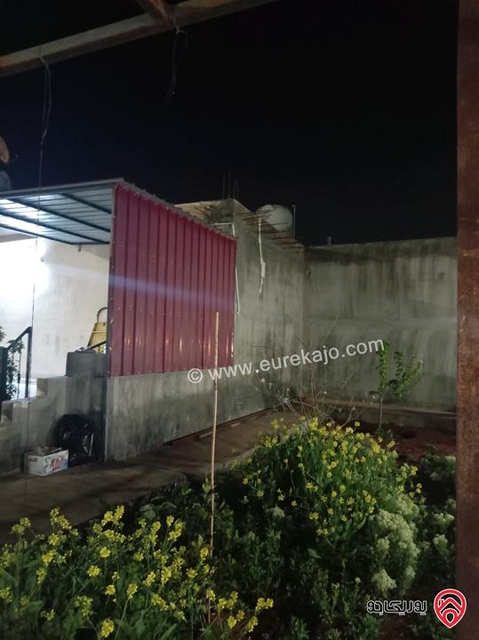 بيت مساحة 95م على أرض 500م للبيع في المفرق الغدير الاخضر