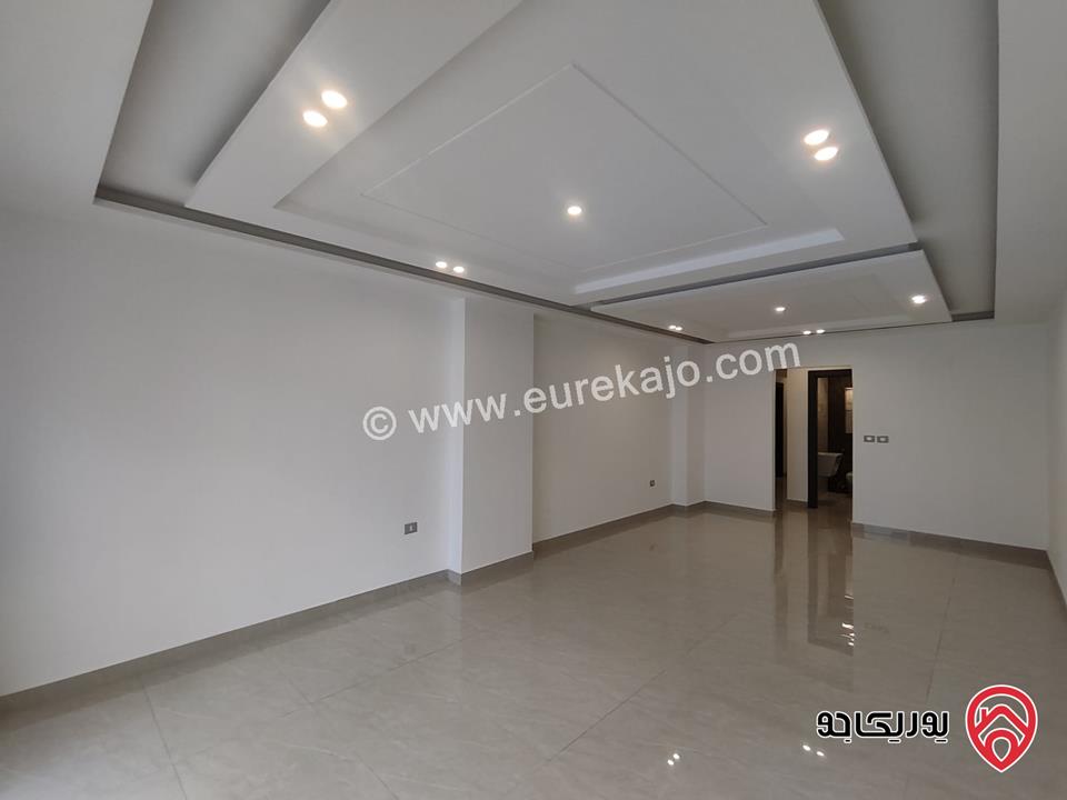  شقق جديدة مساحة 240م للبيع في عمان - حي الصحابة رجم عميش  